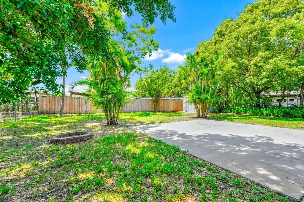 1408 Watts Avenue Orlando FL 32809