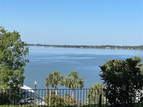 629 Helen Street Mount Dora FL 32757