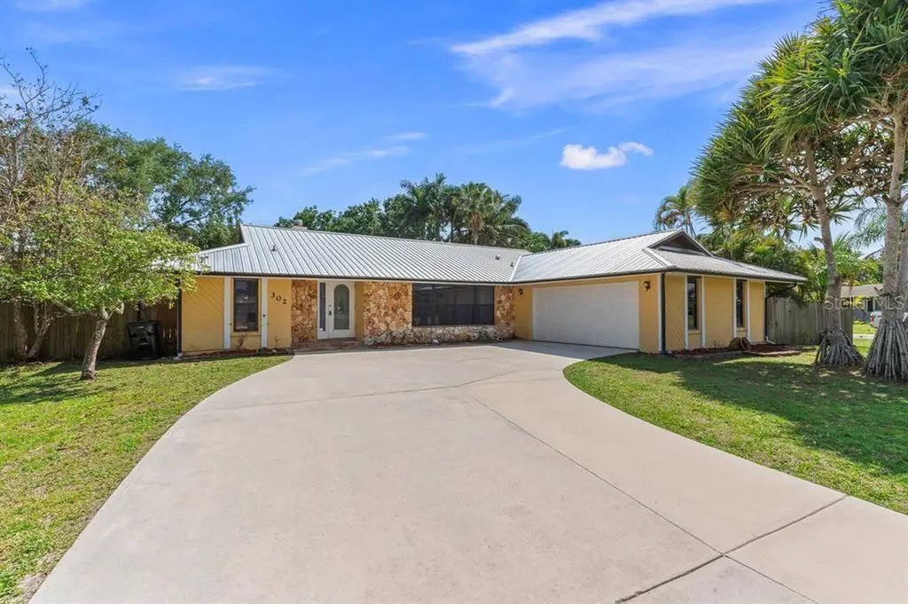 302 SE Bayview Terrace Port St Lucie FL 34983