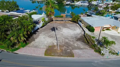 3738 Belle Vista Drive E St Pete Beach FL 33706