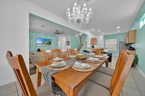 303 Plumoso Loop Davenport FL 33897