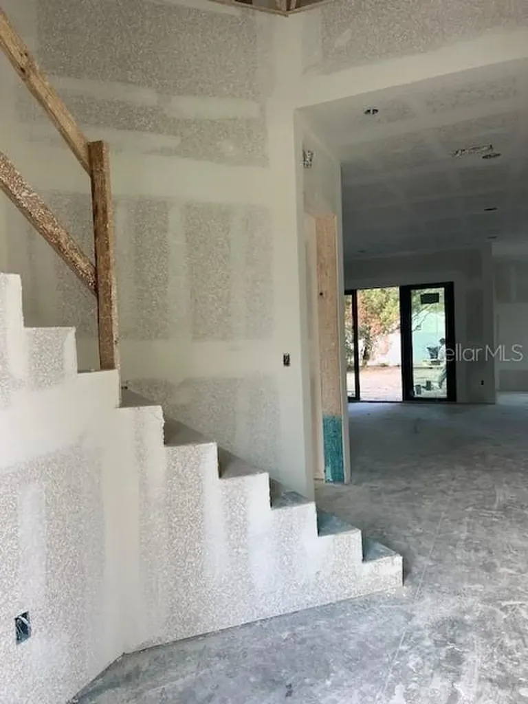 811 W Ohio Avenue Tampa FL 33603