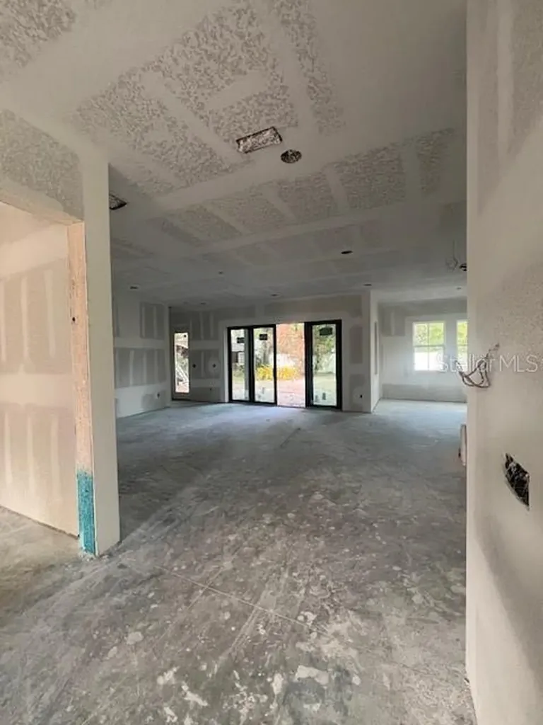 811 W Ohio Avenue Tampa FL 33603