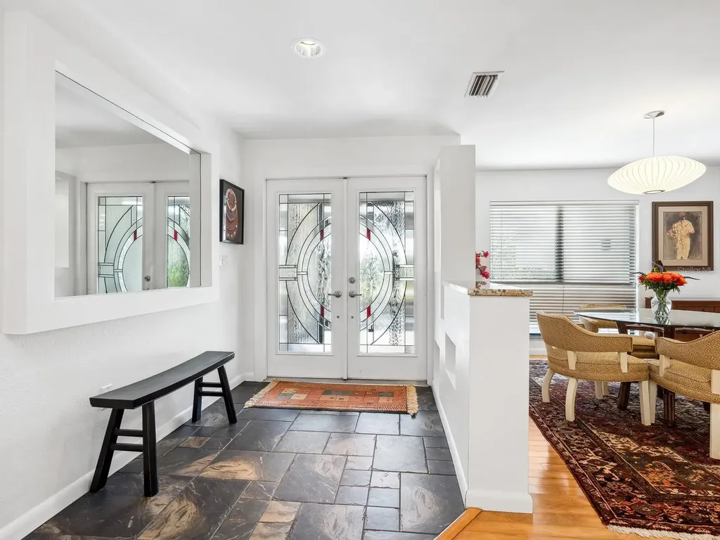 3905 Country View Drive Sarasota FL 34233