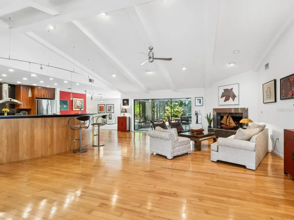 3905 Country View Drive Sarasota FL 34233