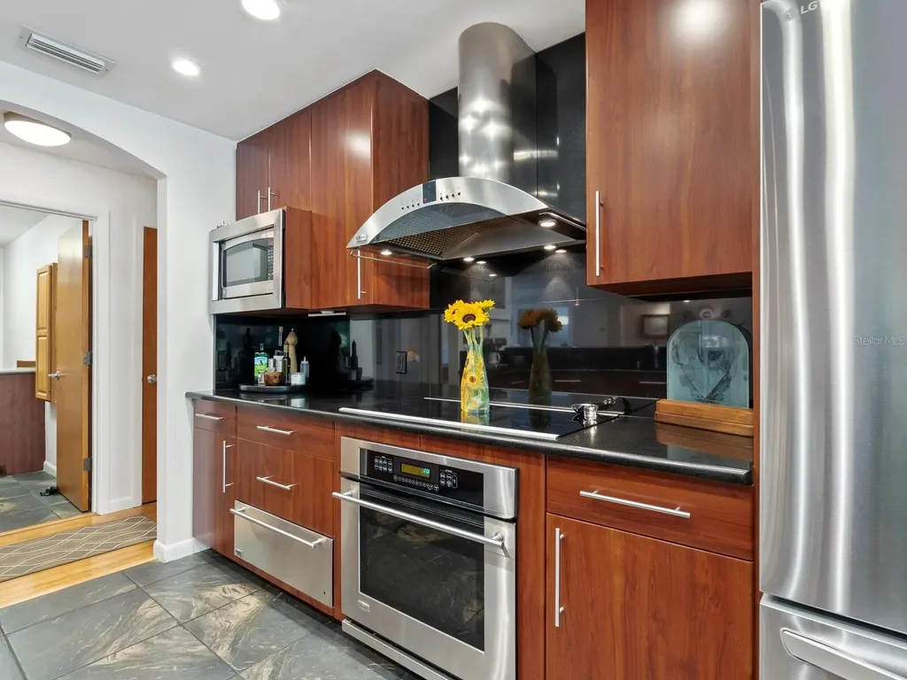 3905 Country View Drive Sarasota FL 34233