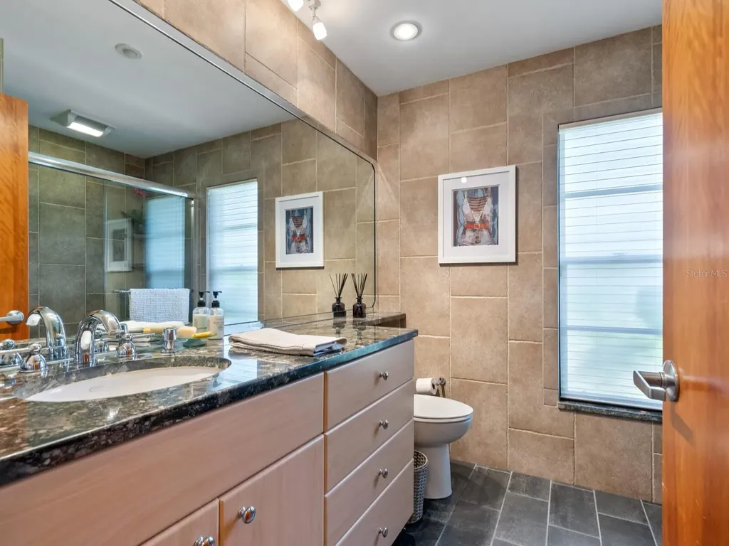 3905 Country View Drive Sarasota FL 34233