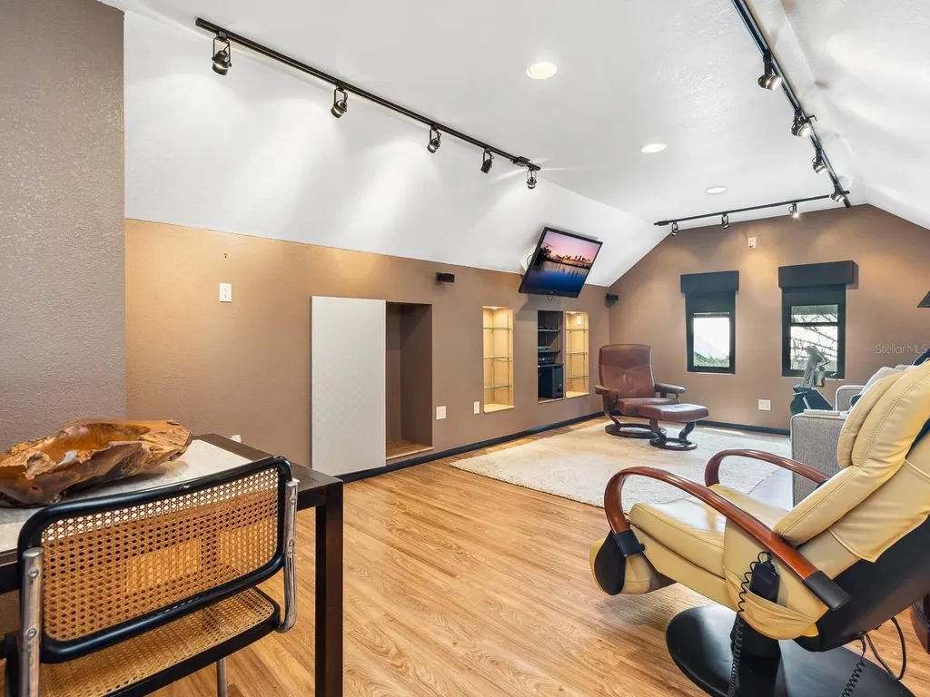 3905 Country View Drive Sarasota FL 34233