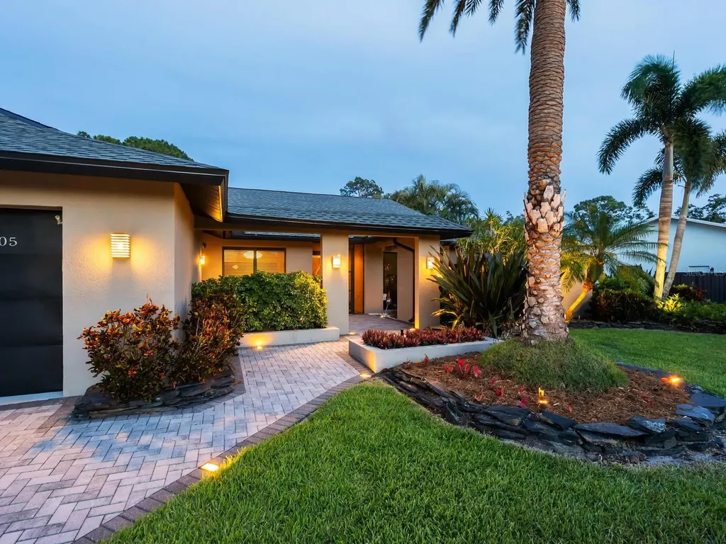 3905 Country View Drive Sarasota FL 34233