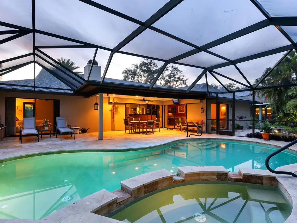 3905 Country View Drive Sarasota FL 34233