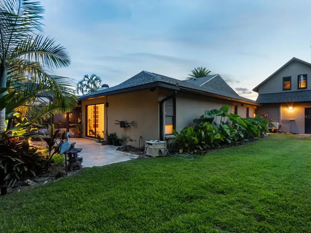 3905 Country View Drive Sarasota FL 34233