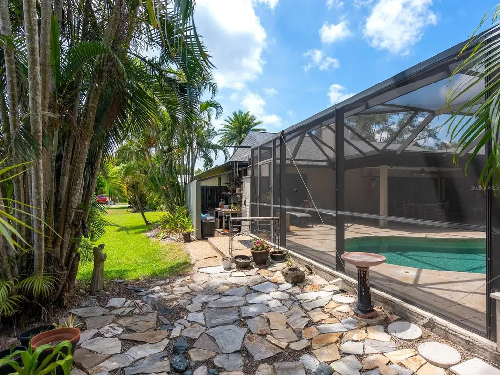 3905 Country View Drive Sarasota FL 34233