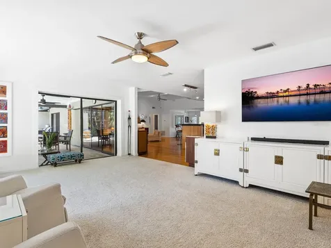 3905 Country View Drive Sarasota FL 34233