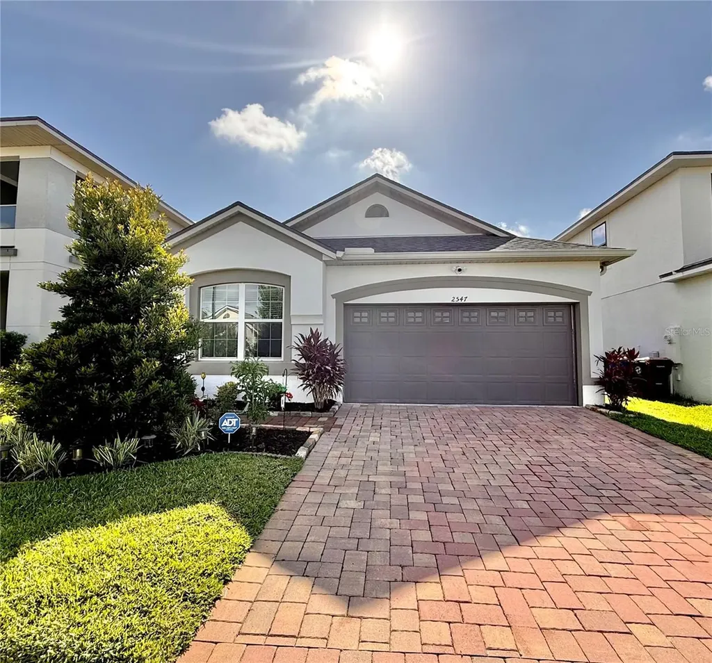 2547 Trielle Avenue Kissimmee FL 34741
