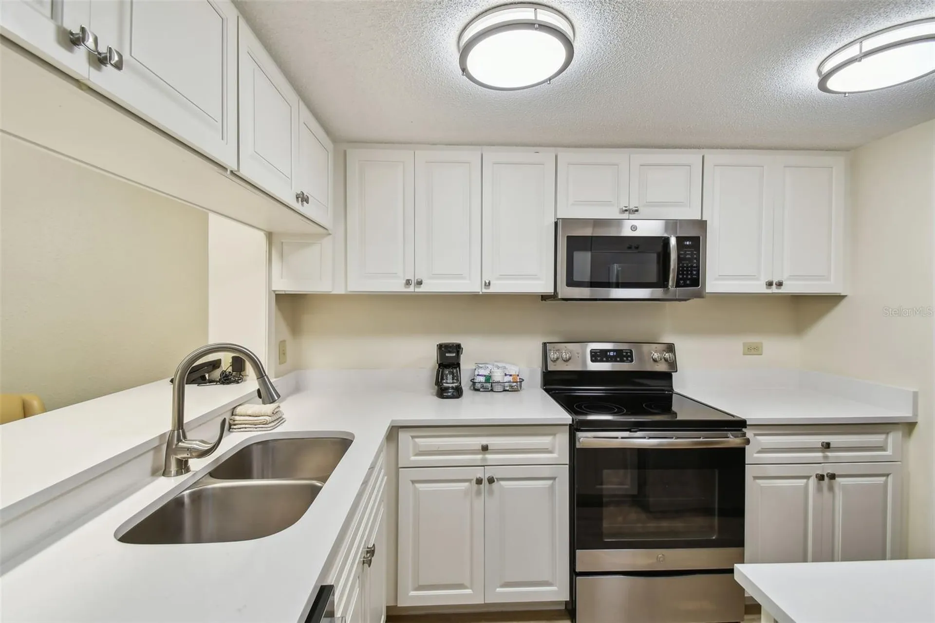 36750 Us 19 N Palm Harbor FL 34684