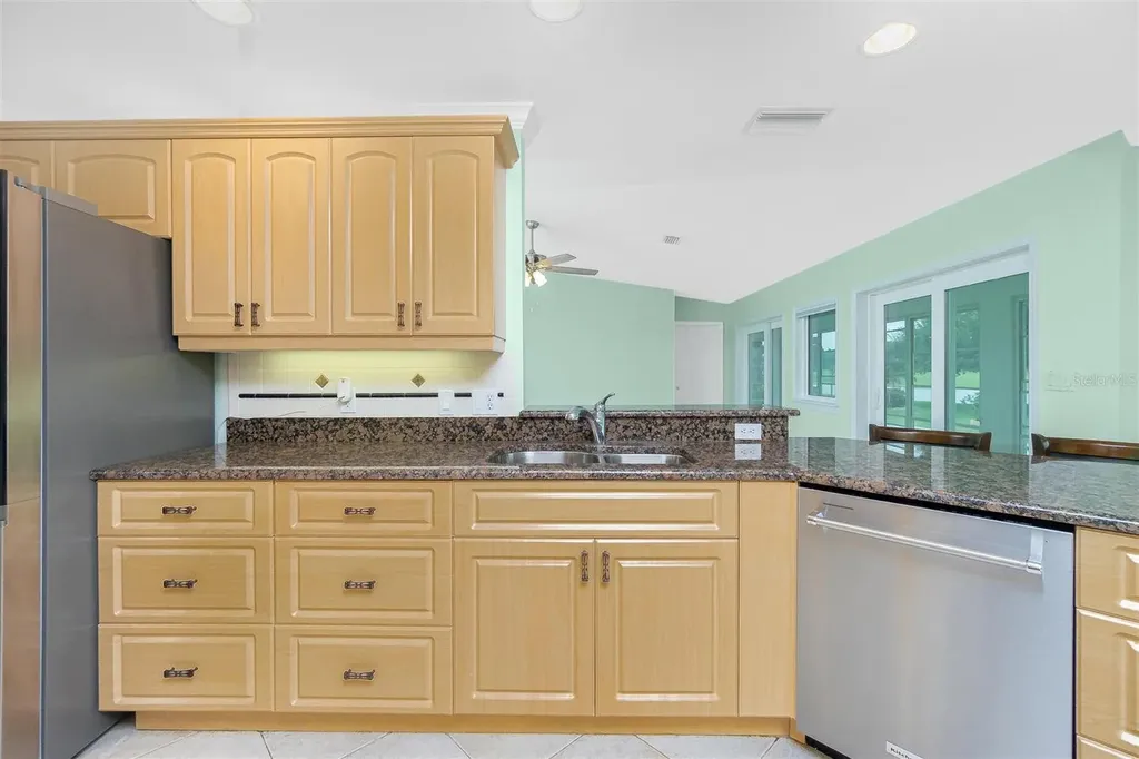 12001 SW Kingsway Circle Lake Suzy FL 34269