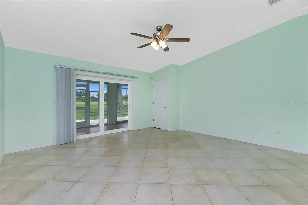 12001 SW Kingsway Circle Lake Suzy FL 34269