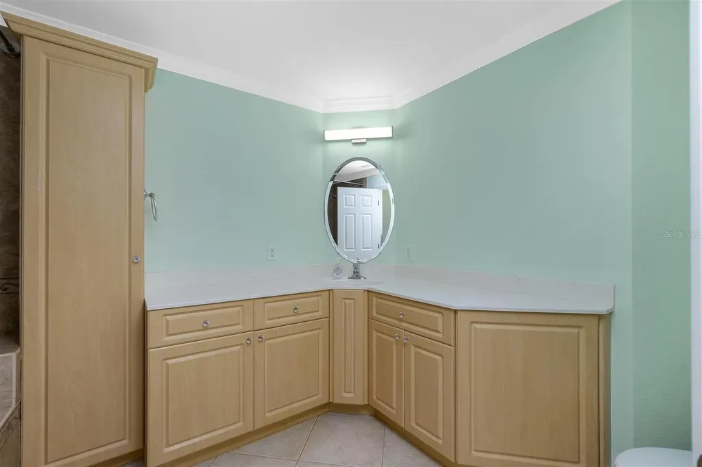 12001 SW Kingsway Circle Lake Suzy FL 34269