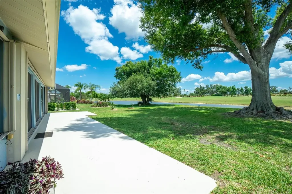 12001 SW Kingsway Circle Lake Suzy FL 34269