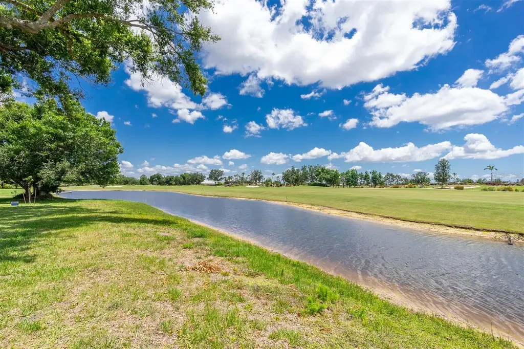 12001 SW Kingsway Circle Lake Suzy FL 34269