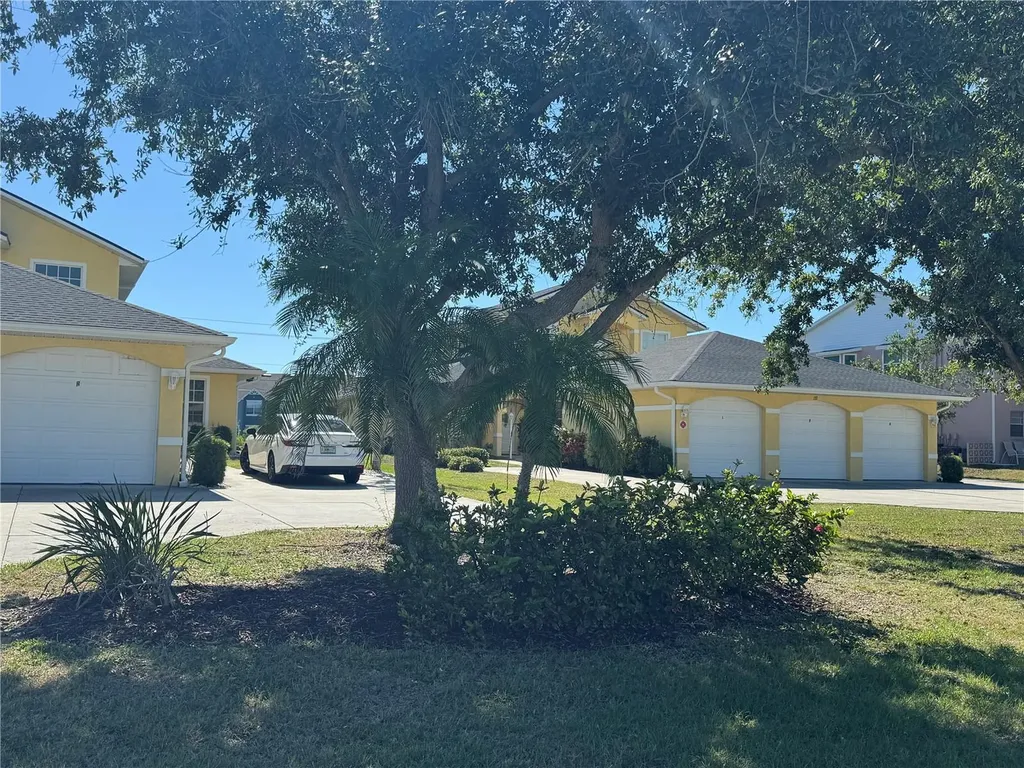 169 Boundary Boulevard Rotonda West FL 33947