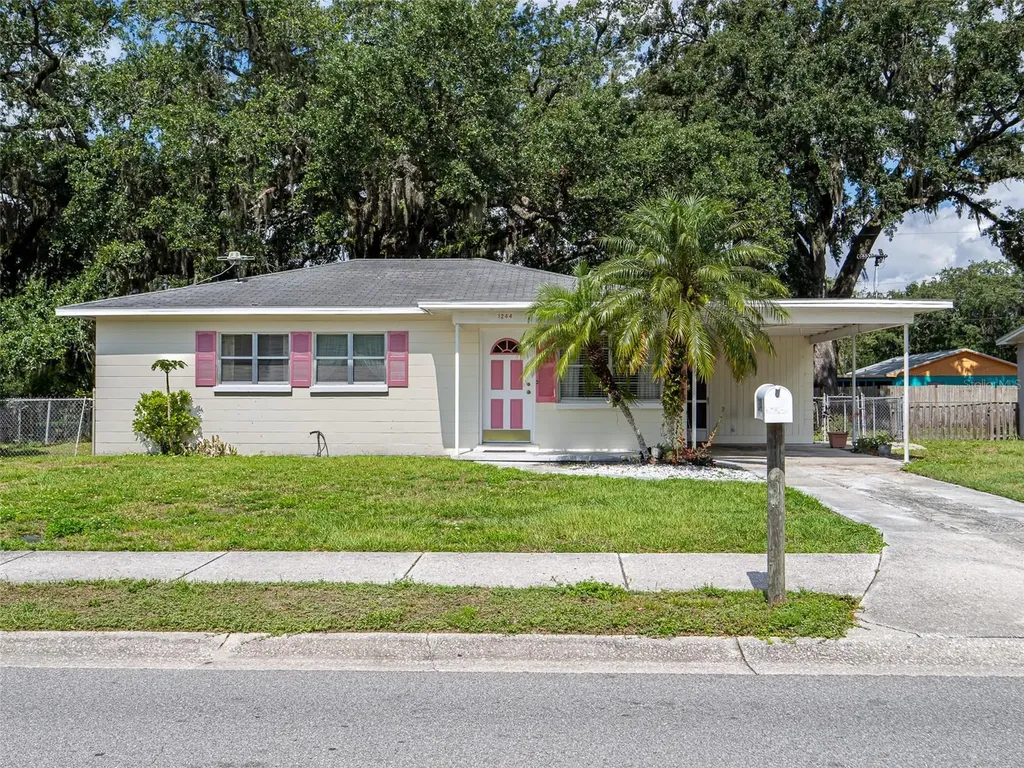 1244 Woodland Avenue Lakeland FL 33801