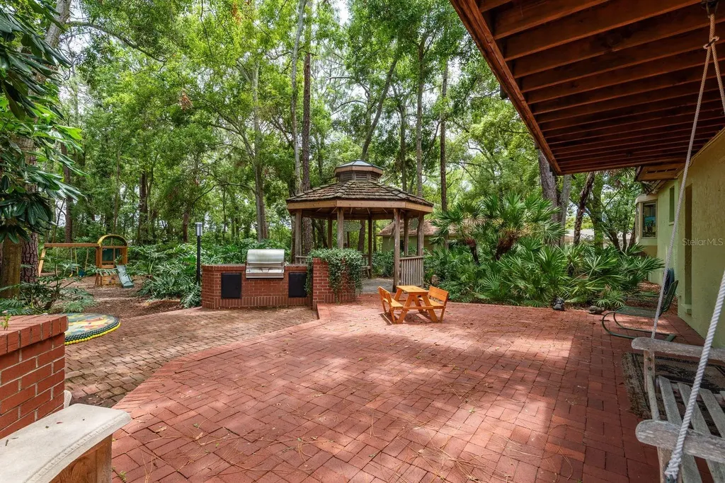 2279 Ranchette Lane Dunedin FL 34698