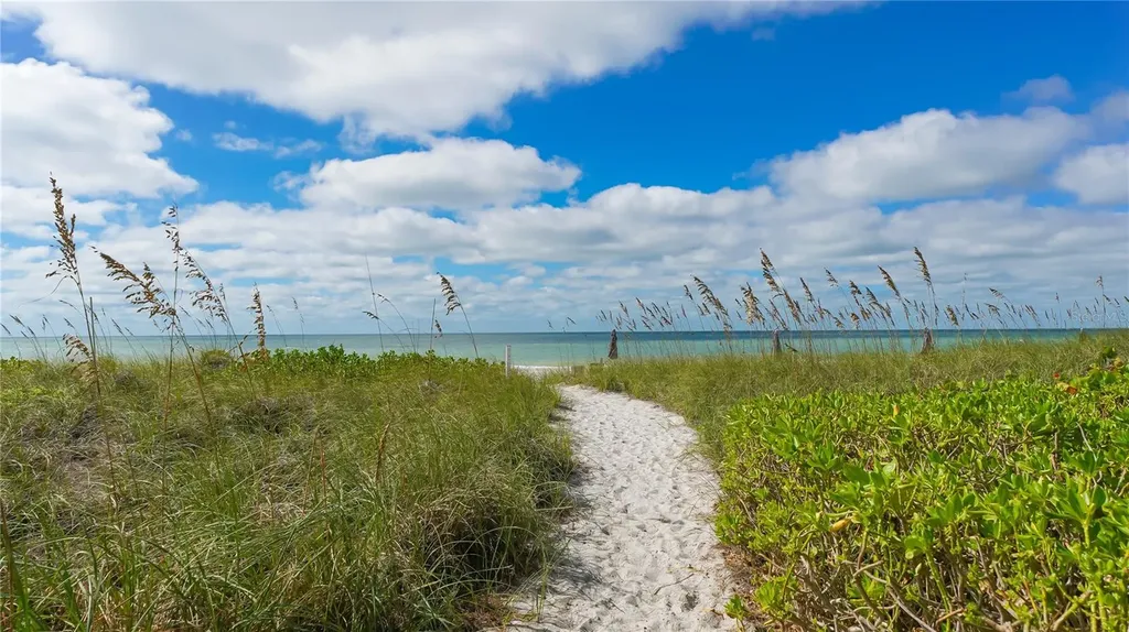 4840 Gulf Of Mexico Drive Longboat Key FL 34228