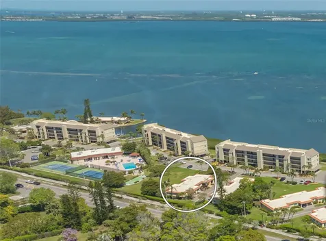 4840 Gulf Of Mexico Drive Longboat Key FL 34228