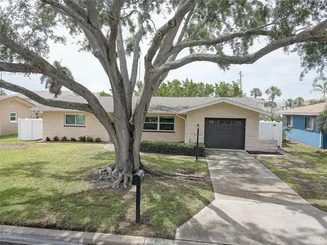 11188 64th Terrace Seminole FL 33772