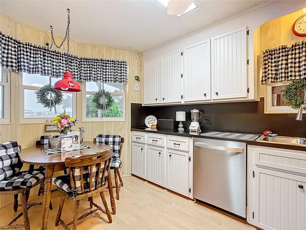 6044 Grand Oaks Drive SE Winter Haven FL 33884