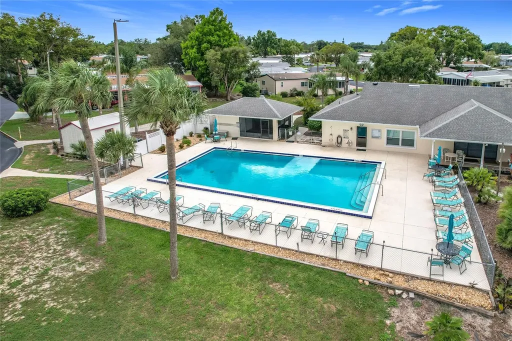 6044 Grand Oaks Drive SE Winter Haven FL 33884