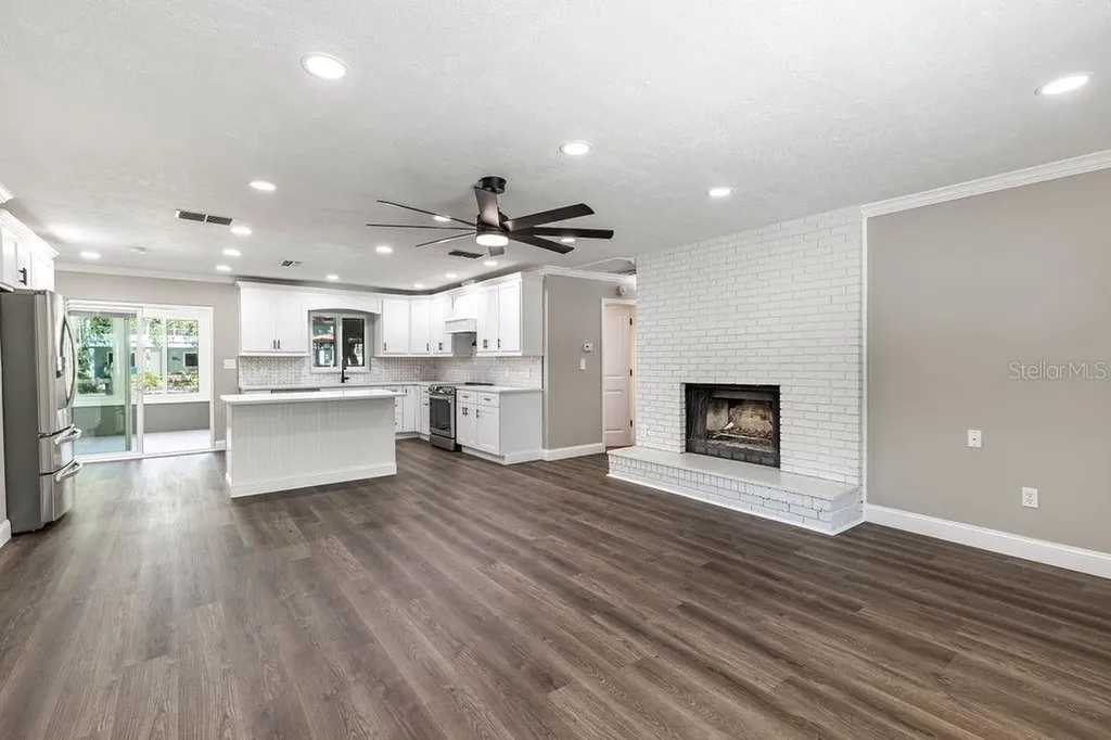 6806 S Holly Oak Point Homosassa FL 34448