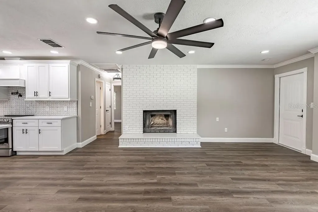 6806 S Holly Oak Point Homosassa FL 34448
