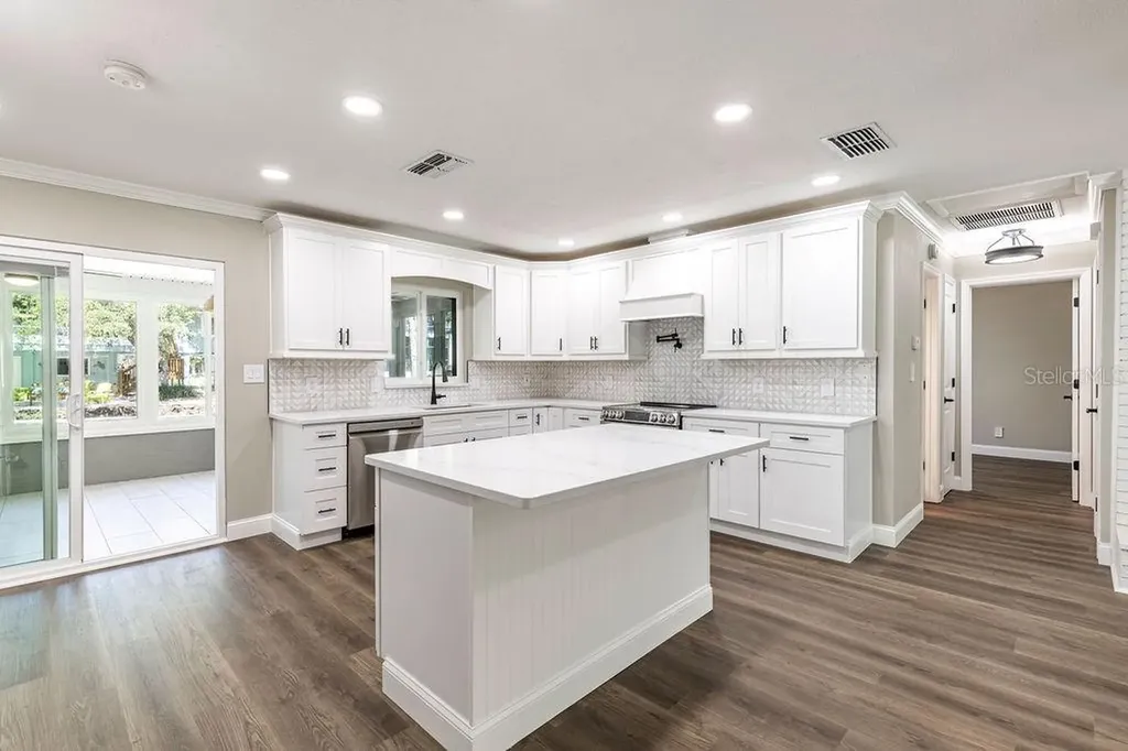 6806 S Holly Oak Point Homosassa FL 34448