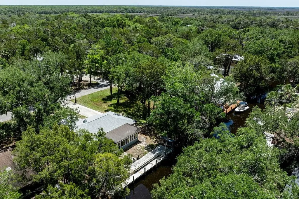 6806 S Holly Oak Point Homosassa FL 34448