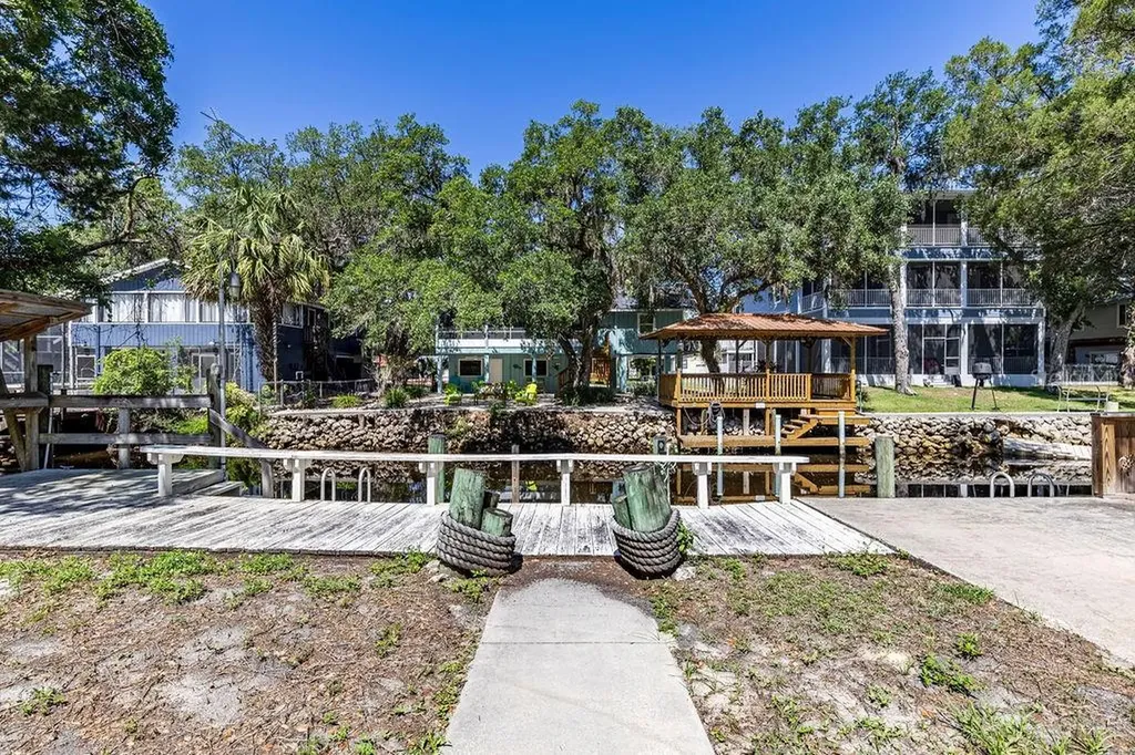6806 S Holly Oak Point Homosassa FL 34448
