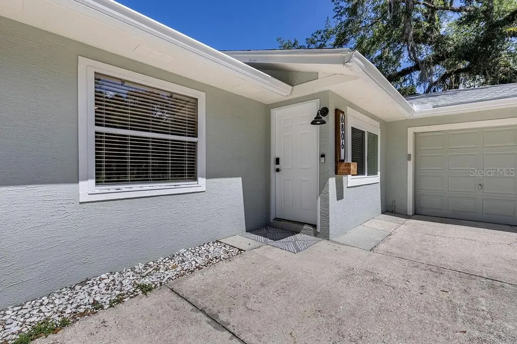 6806 S Holly Oak Point Homosassa FL 34448