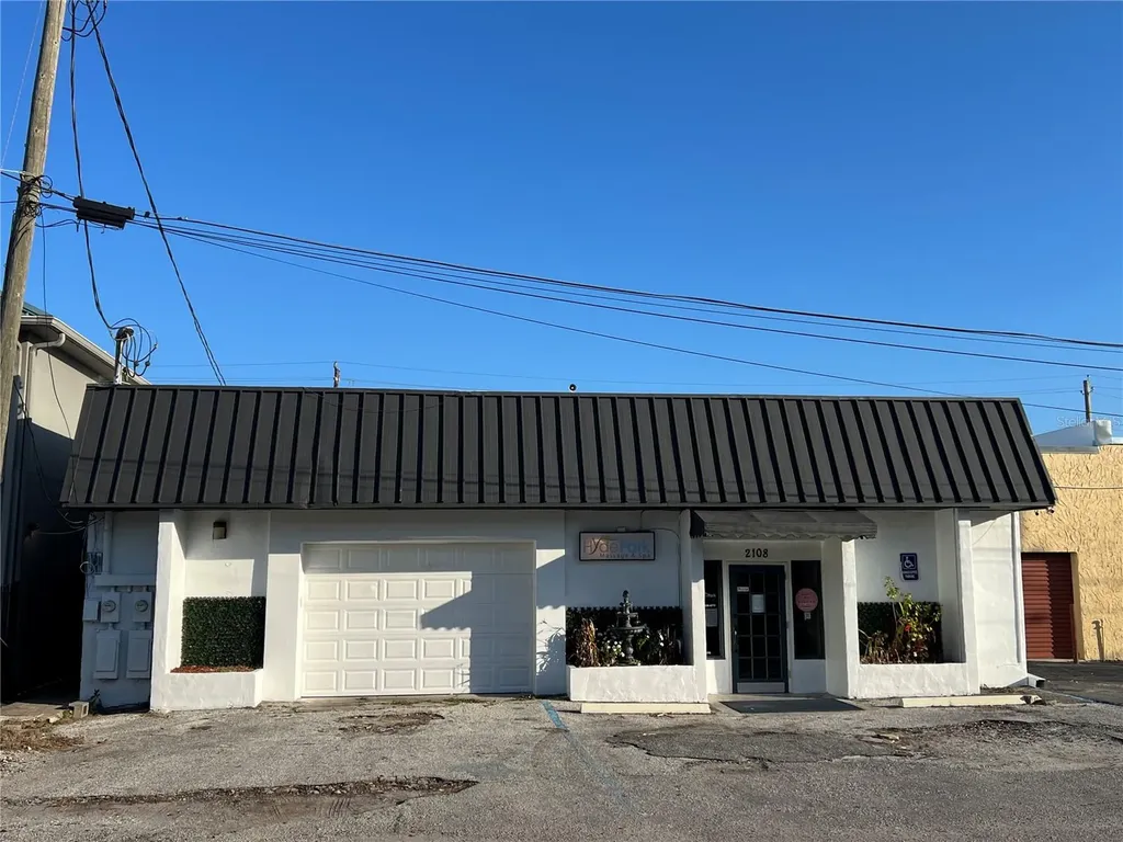 2108 W Kennedy Boulevard Tampa FL 33606