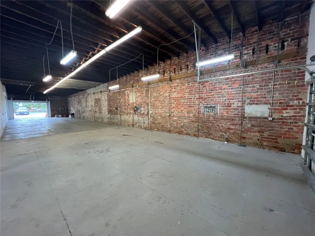 2108 W Kennedy Boulevard Tampa FL 33606