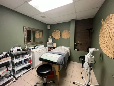 2108 W Kennedy Boulevard Tampa FL 33606