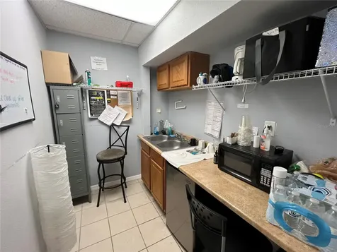 2108 W Kennedy Boulevard Tampa FL 33606