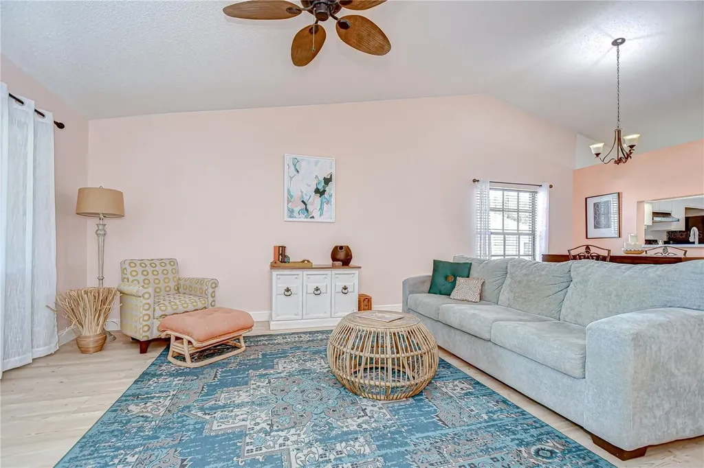 2139 Elm Street Dunedin FL 34698