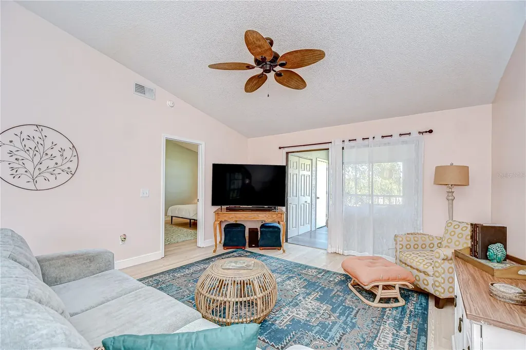 2139 Elm Street Dunedin FL 34698