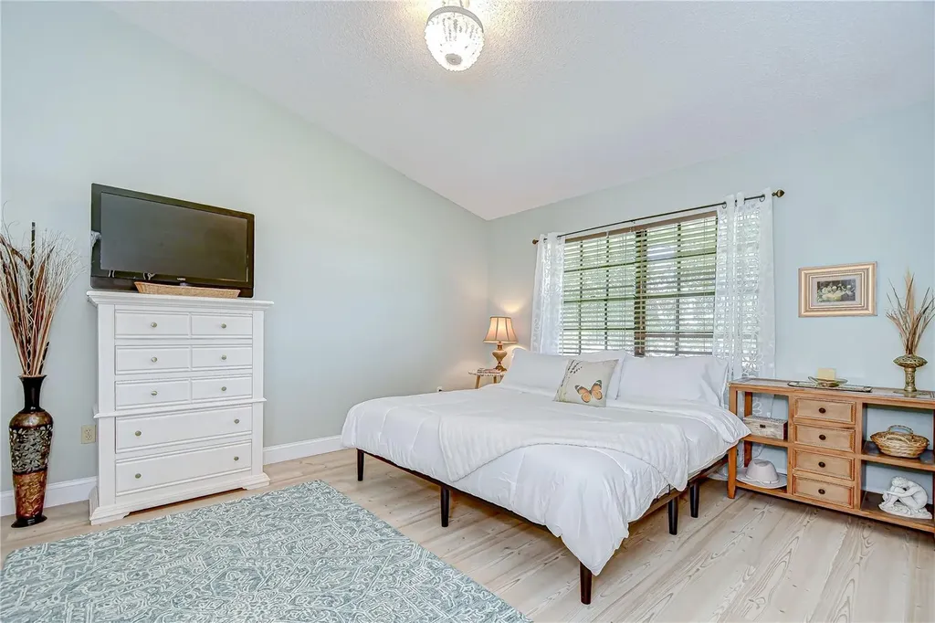 2139 Elm Street Dunedin FL 34698