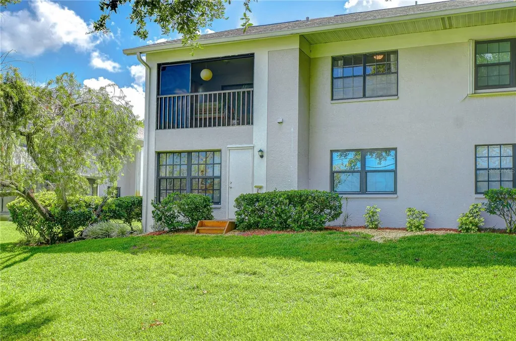 2139 Elm Street Dunedin FL 34698