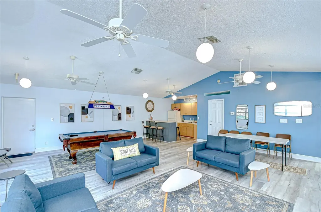 2139 Elm Street Dunedin FL 34698