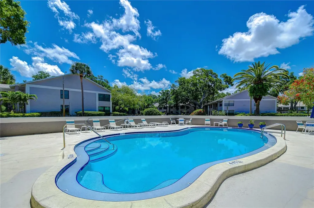 2139 Elm Street Dunedin FL 34698