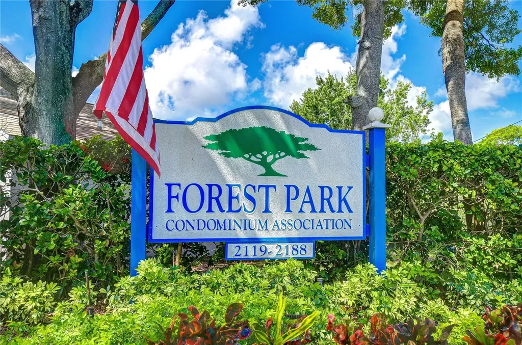 2139 Elm Street Dunedin FL 34698