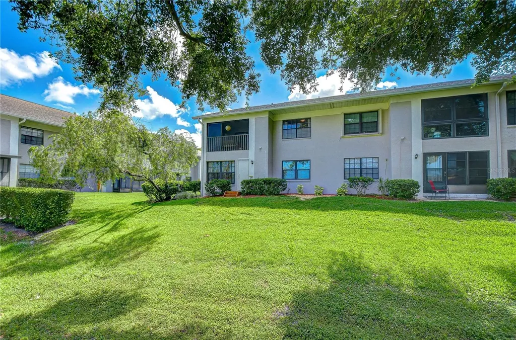 2139 Elm Street Dunedin FL 34698